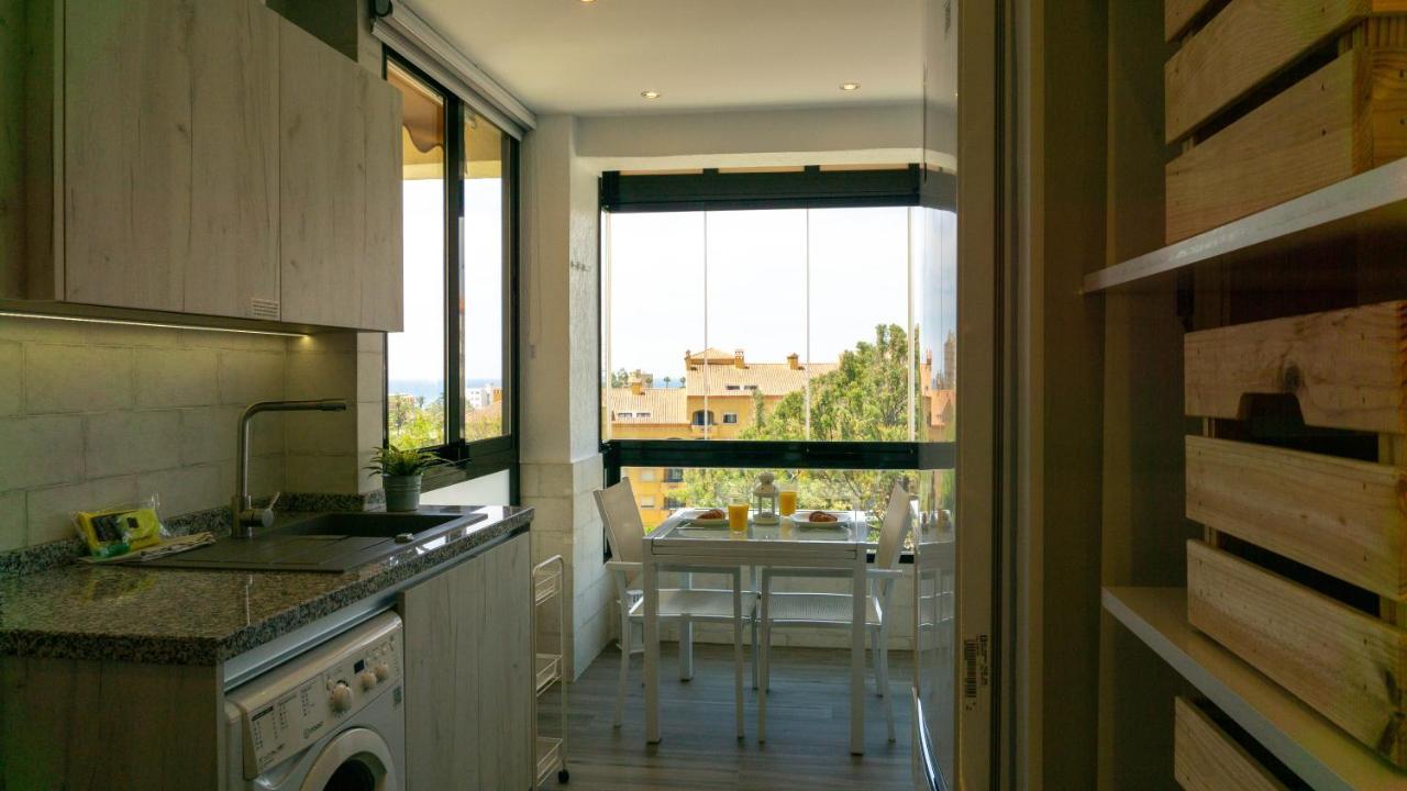 Apartment Aloha Playa Malaga بينالماذينا المظهر الخارجي الصورة